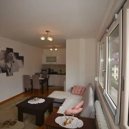 Lasofti * 兹拉蒂博尔