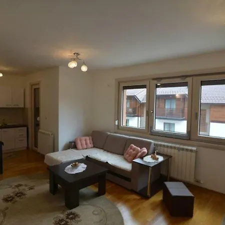 Lasofti Apartment *